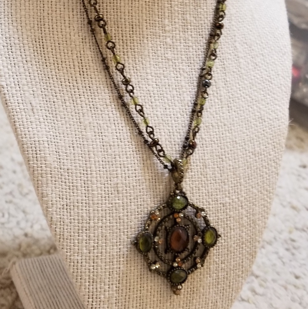 Vintage AVON Victorian Necklace
